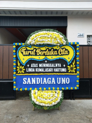 Papan Bunga Duka di Atu Lintang